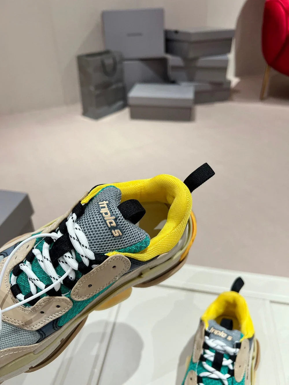 BALENCIAGA SNEAKER