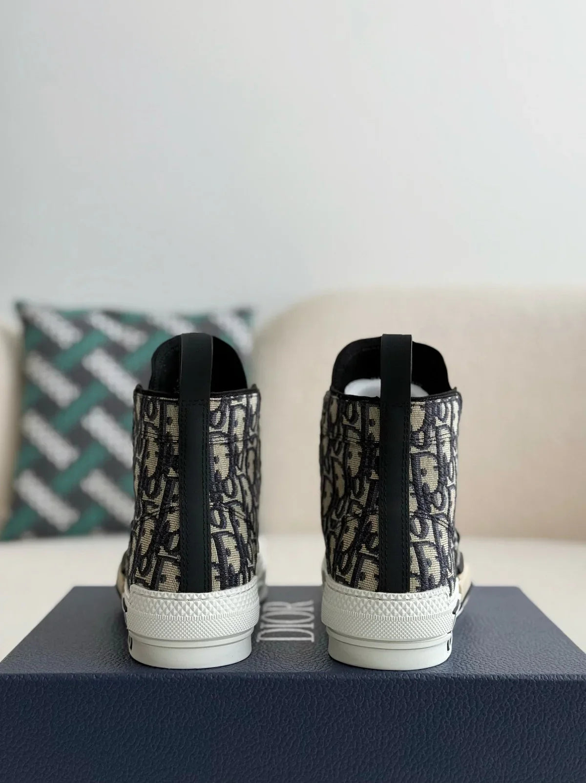 DIOR SNEAKER