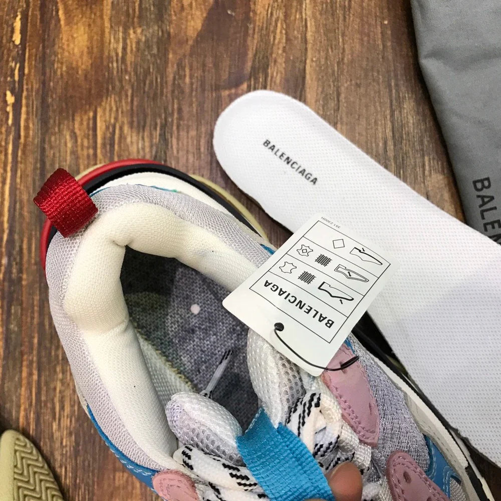 BALENCIAGA SNEAKER